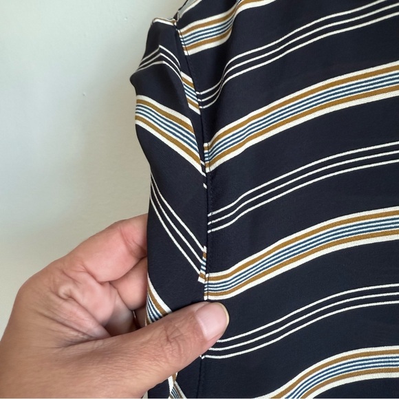 Ann Taylor Navy Blue Striped Roll-Tab Sleeve Scoop Neck Blouse Top Size XL - Picture 5 of 7